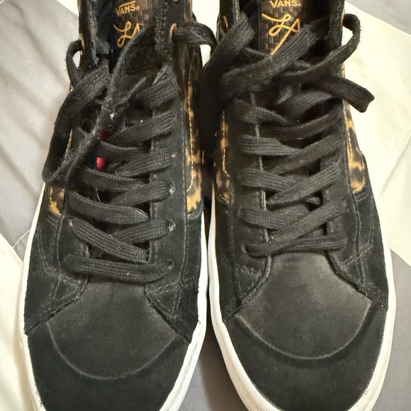 Vans Women's Black and Tan Patterned Sneakers - Picture 2 of 3